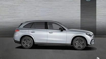 Usado Mercedes GLC300 AMG line 333 CV (244 kW) 2024