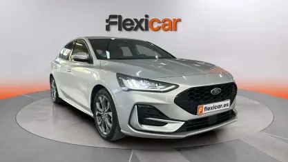 Usado Ford Focus Active 155 CV (114 kW) 2023 Gris Berlina
