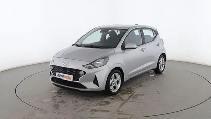 Gris Usado 2021 Hyundai i10 Utilitario | 11.199 € (Precio justo)