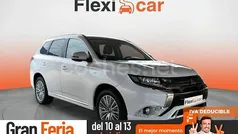 Blanco Usado 2019 Mitsubishi Outlander P-HEV Motion SUV | 19.790 € (Precio justo)