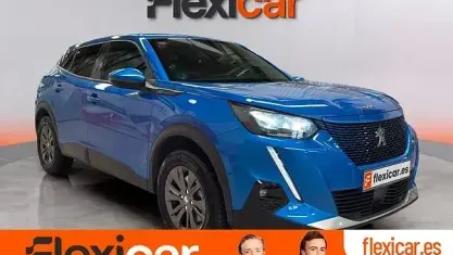 Usado Peugeot e-2008 Active 100 kW (136 CV) 2021 Azul SUV