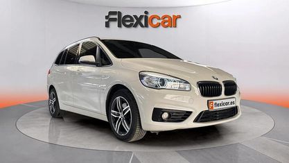 Używany BMW 218 150 KM (110 kW) 2018 Biały Minivan