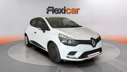 Usado Renault Clio IV Business 76 CV (55 kW) 2019 Blanco Berlina
