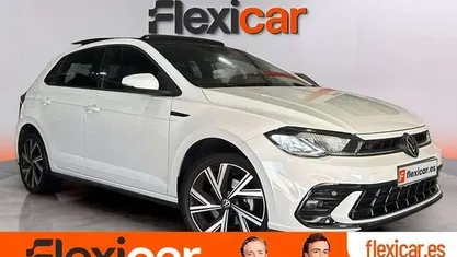 Usado VW Polo R-line 110 CV (80 kW) 2023 Blanco Utilitario