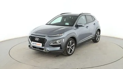 Usado Hyundai Kona Style 177 CV (130 kW) 2018 Gris SUV