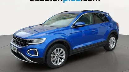 Usado 2024 VW T-Roc Life SUV | 23.628 € (Buen precio)