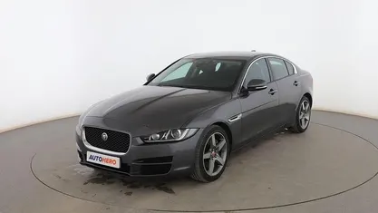 Usado 2018 Jaguar XE Pure Berlina | 15.899 € (Precio justo)