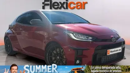 Usado Toyota Yaris 261 CV (191 kW) 2022 Rojo Utilitario