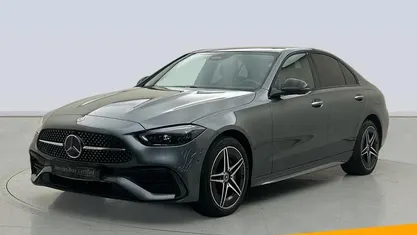 Usado 2024 Mercedes C300e AMG line Berlina | 52.900 € (Precio justo)