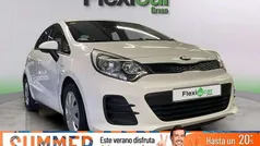 Usado 2016 Kia Rio Utilitario | 7390 € (Buen precio)