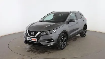 Usado Nissan Qashqai N-Connecta 140 CV (102 kW) 2020 Gris SUV