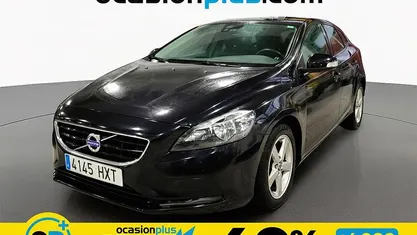 Usado Volvo V40 Kinetic 115 CV (84 kW) 2014 Negro Utilitario
