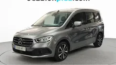Gris Usado 2023 Mercedes 180 Berlina | 24.500 € (Precio justo)