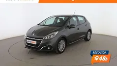Usado 2019 Peugeot 208 Signature Sky Utilitario | 9299 € (Buen precio)
