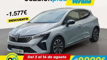 Usado Renault Clio Techno 91 CV (66 kW) 2024 Gris Utilitario