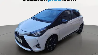 Usado Toyota Yaris Hybrid 100 CV (73 kW) 2018 Utilitario