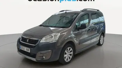 Usado Peugeot TePee 110 CV (80 kW) 2018 Gris Familiar