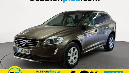 Käytetty Volvo XC60 Kinetic 136 HP (100 kW) 2014 Ruskea Katumaasturi