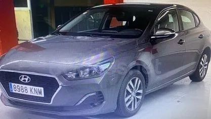 Usado Hyundai i30 GO! 120 CV (88 kW) 2018 Berlina