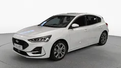 Gris plata Usado 2023 Ford Focus ST-Line Utilitario | 17.955 € (Precio justo)