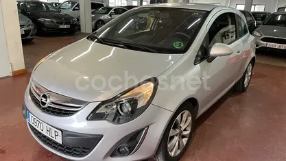 Usado Opel Corsa Expression 100 CV (73 kW) 2012 Gris Utilitario