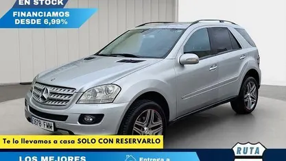 Usado Mercedes ML280 190 CV (139 kW) 2005 Gris / plata SUV