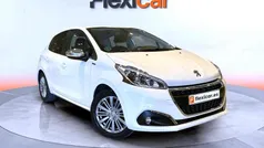 Blanco Usado 2019 Peugeot 208 Signature Sky Utilitario | 10.190 € (Buen precio)