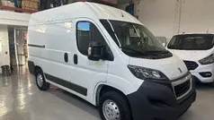 Blanco Usado 2018 Peugeot Boxer Premium Van | 12.950 € (Buen precio)