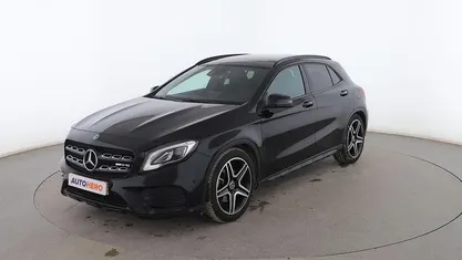 Negro Usado 2018 Mercedes GLA220 AMG line SUV | 26.399 € (Precio justo)
