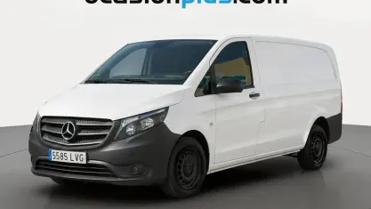 Usado Mercedes Vito 102 CV (75 kW) 2021 Negro Van