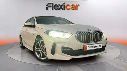 Usado BMW 118 150 CV (110 kW) 2023 Blanco Utilitario