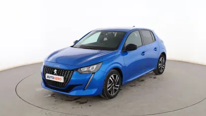 Usado Peugeot 208 Allure 102 CV (75 kW) 2023 Azul Utilitario