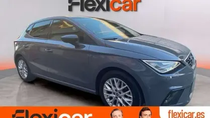 Usado Seat Ibiza FR 116 CV (85 kW) 2024 Gris Utilitario