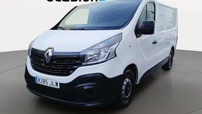 Usado Renault Trafic 115 CV (84 kW) 2016 Blanco Monovolumen