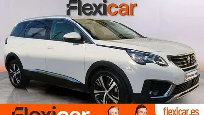 Usado Peugeot 5008 Allure 131 CV (96 kW) 2019 Blanco SUV