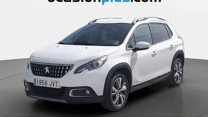 Usado Peugeot 2008 Allure 120 CV (88 kW) 2016 Blanco SUV