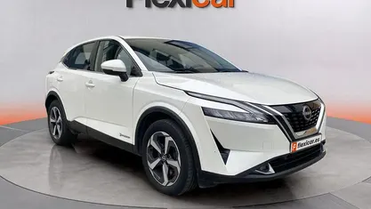 Blanco Usado 2024 Nissan Qashqai Acenta SUV | 23.780 € (Buen precio)