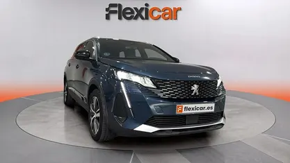 Usado Peugeot 5008 Allure 131 CV (96 kW) 2023 Azul SUV