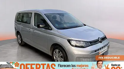 Usado VW Caddy Maxi 122 CV (89 kW) 2024 Gris Monovolumen