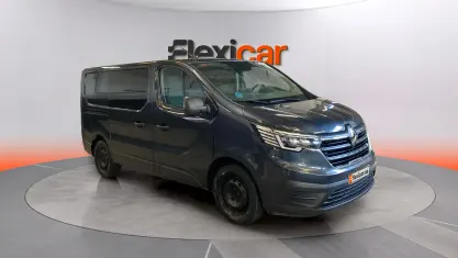 Usado Renault Trafic 150 CV (110 kW) 2023 Azul Monovolumen