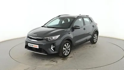 Usado 2022 Kia Stonic SUV | 16.299 € (Precio justo)