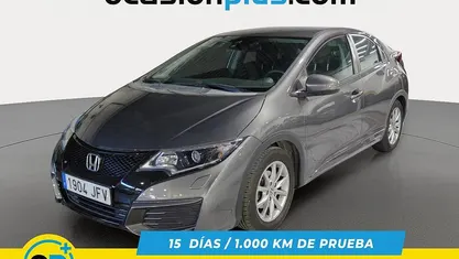 Usado Honda Civic Comfort 100 CV (73 kW) 2015 Gris Utilitario