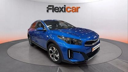 Usado Kia XCeed 120 HP (88 kW) 2023 Azul SUV