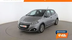 Gris Usado 2018 Peugeot 208 Signature Sky Utilitario | 8599 € (Precio justo)