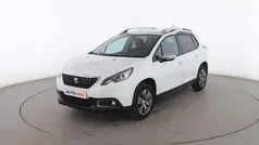Blanco Usado 2018 Peugeot 2008 Style SUV | 7999 € (Buen precio)