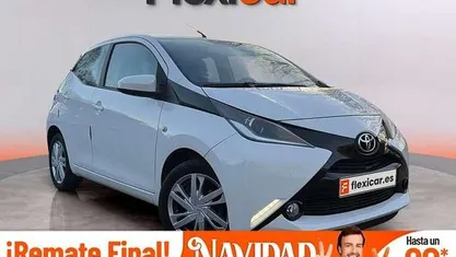 Blanco Usado 2018 Toyota Aygo X-cite Utilitario | 10.990 € (Precio justo)