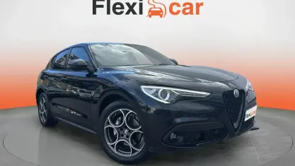 Usado Alfa Romeo Stelvio Sprint 160 CV (117 kW) 2022 Negro SUV