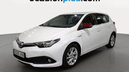 Usado Toyota Auris Hybrid Active 136 HP (100 kW) 2017 Branco Citadino