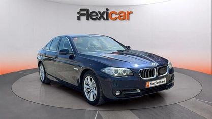 Begagnad BMW 520 Gran Turismo 184 HK (135 kW) 2016 Blå Sedan
