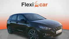 Negro Usado 2023 Hyundai i30 Berlina | 16.790 € (Buen precio)